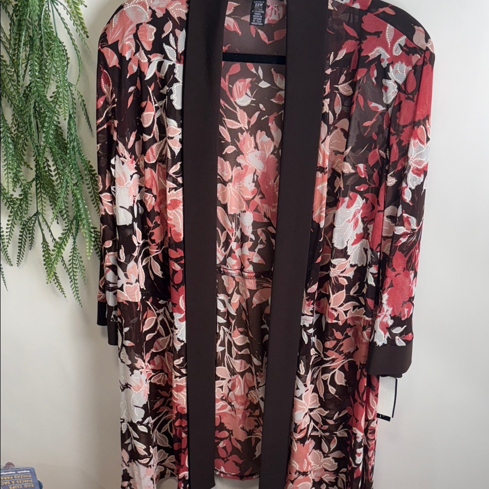 R&M Richards Floral Kimono - Black, Pink, and White